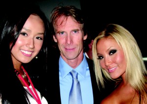 Miss Vietnam 2007 Mai Phuong Thuy, director Michael Bay, and Natalie