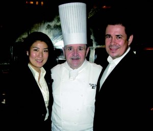 Grand Hyatt’s Josef Budde, Park Hyatt Shanghai GM Christophe Sadones, and his wife Judy.