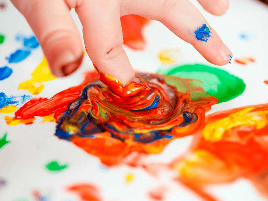 finger-painting