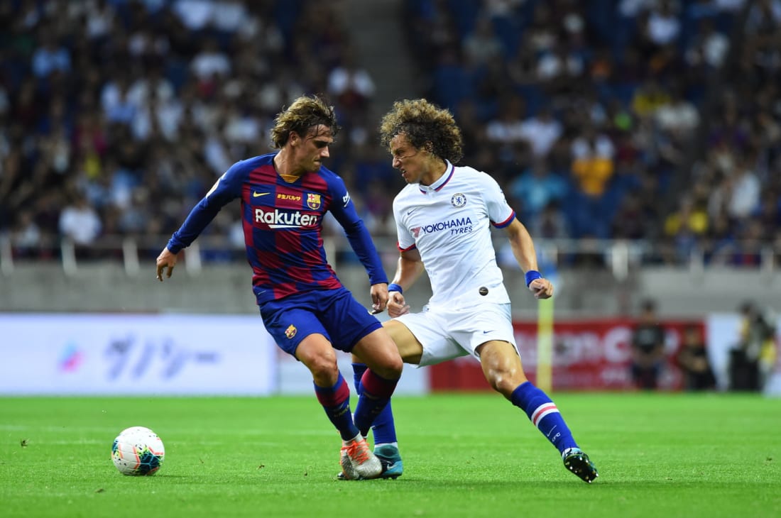 Chelsea and Barcelona football players compete in Rakuten Cup