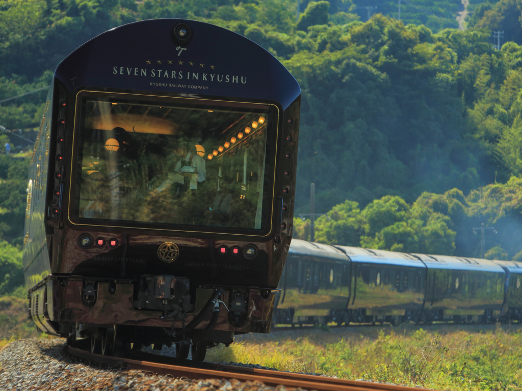 Seven Stars in Kyushu Cruise Train