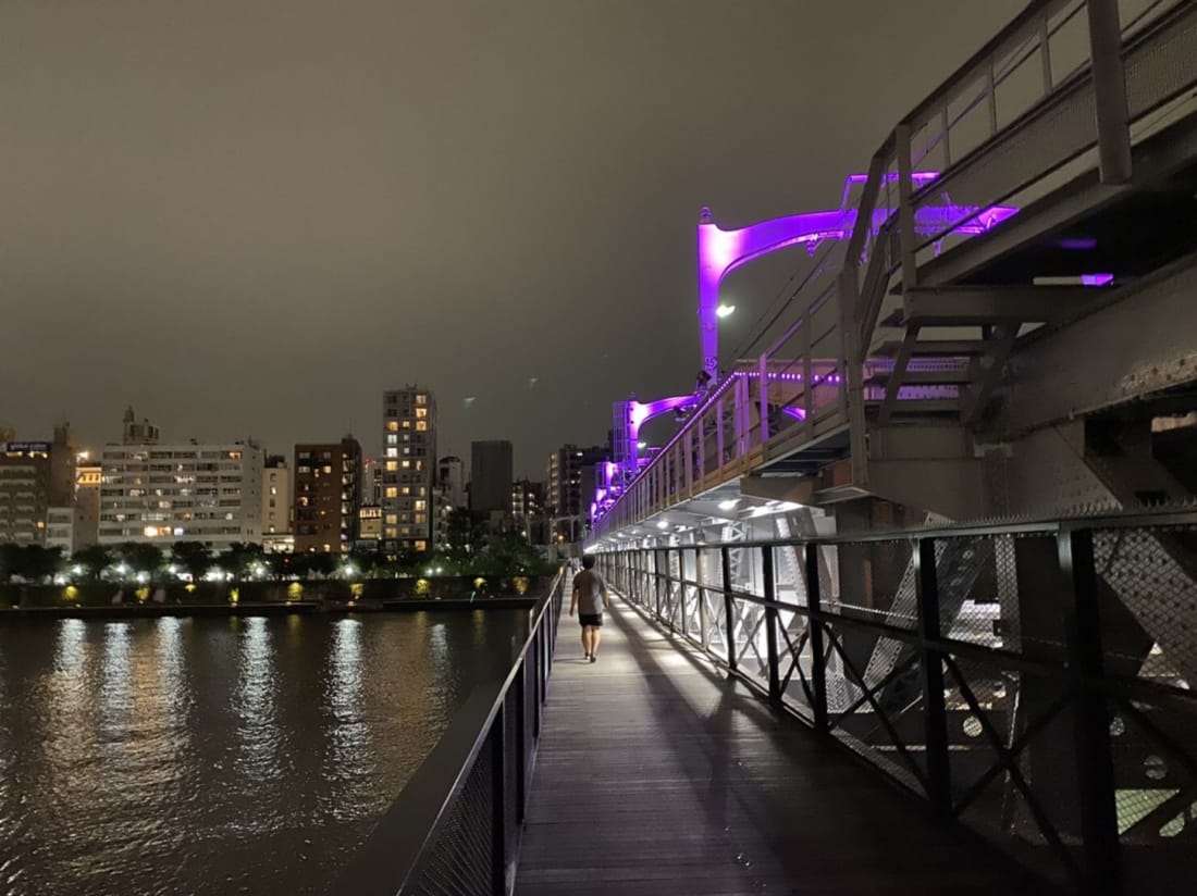 Sumida river scenic walking route