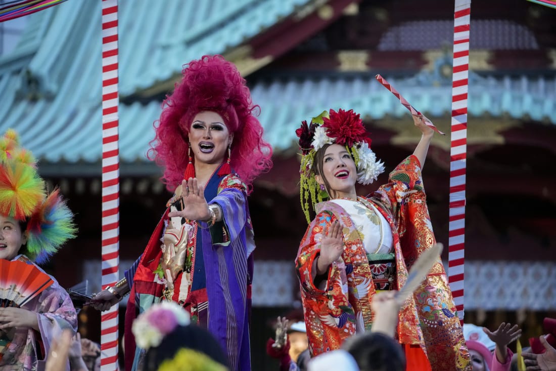 Durian Lollobrigida and Ayaka Hirahara