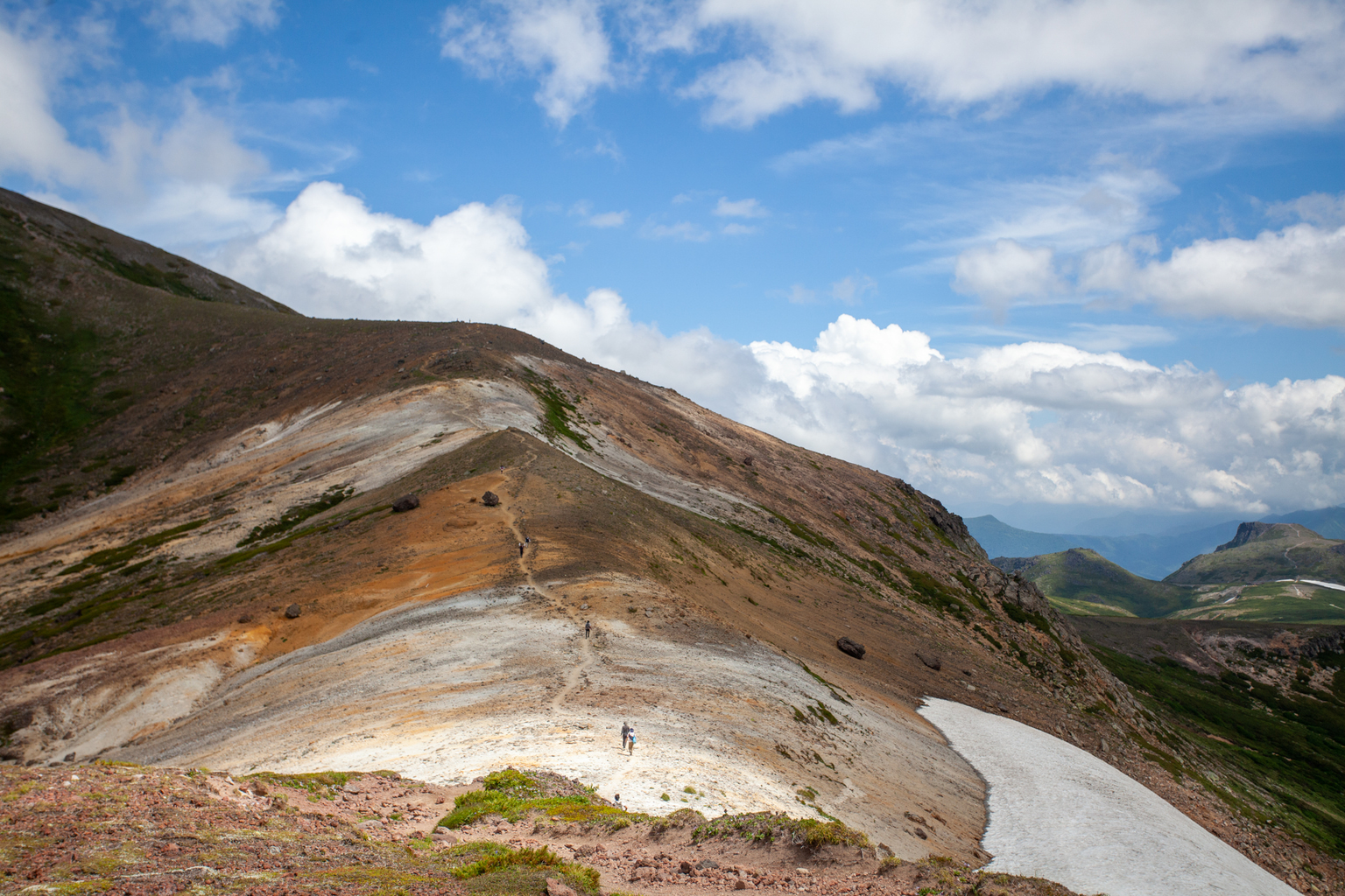 Easy Day Hikes in Daisetsuzan National Park in Hokkaido