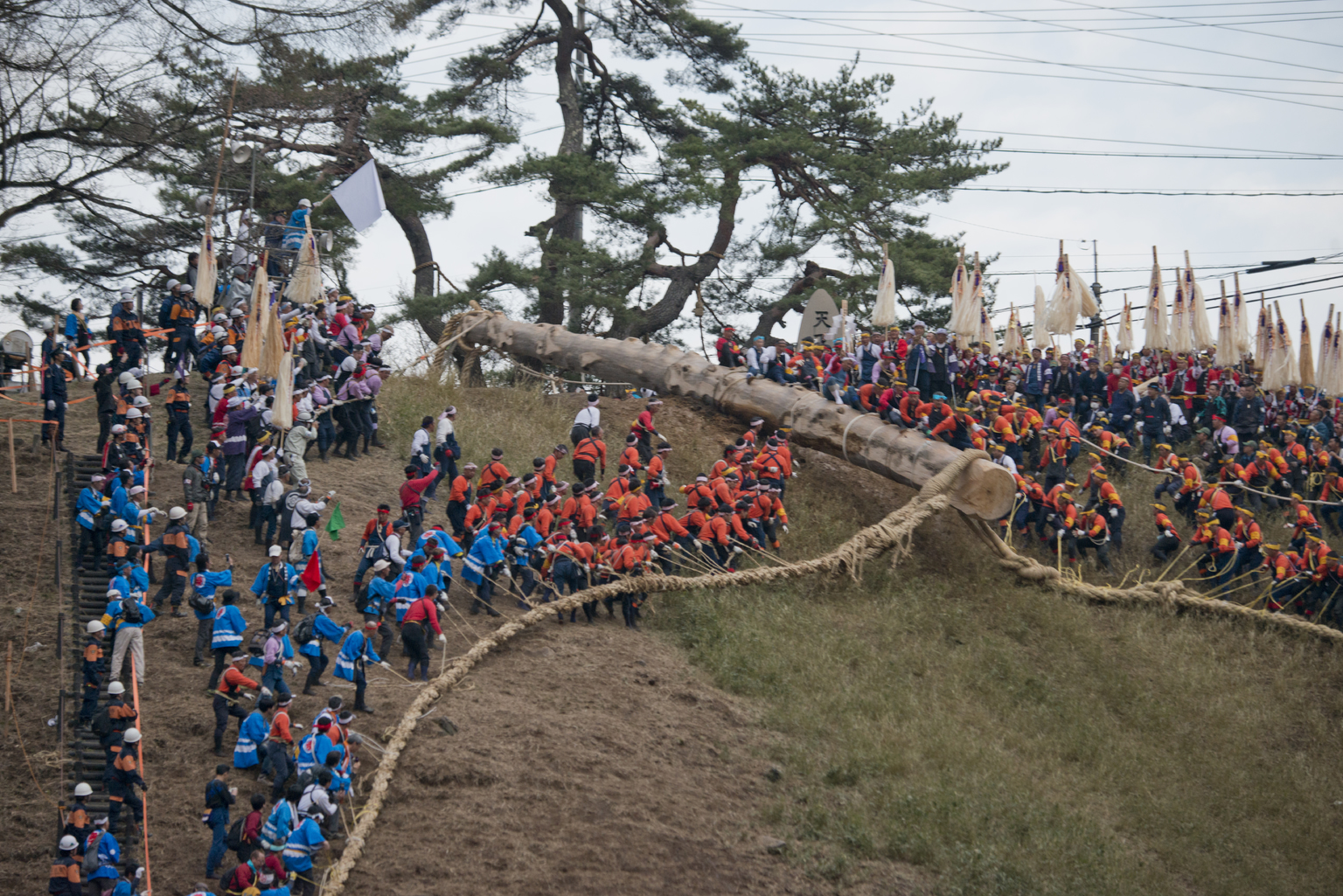 Log riding, from Onbashira festival 2016